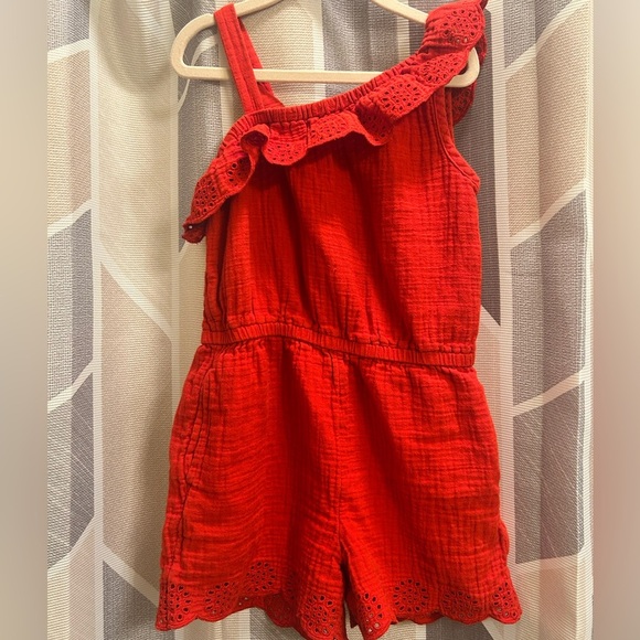 Cat & Jack Other - Cat & Jack Red One-Shoulder Romper Scalloped Shorts Girls Size Small (6/7)
